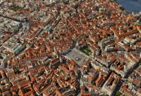 Staré Město (Città vecchia) è stata il centro economico della Boemia dal X secolo. Il suo aspetto è il risultato della crescita e della sovrapposizione di stili, a partire dallo stile romanico.,  Libor Sváček, archiv Vydavatelství MCU s.r.o.