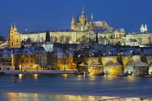 Ночная панорама Пражского Града,  Libor Sváček, archiv Vydavatelství MCU s.r.o.