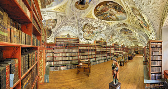 Kniha “ esk republika BAROKO - Libor Sv  ek" - prv  vyd n  rok 2017 Photographer: Libor Svacek; box@fotosvacek.cz; Mobile: +420 602428001; 