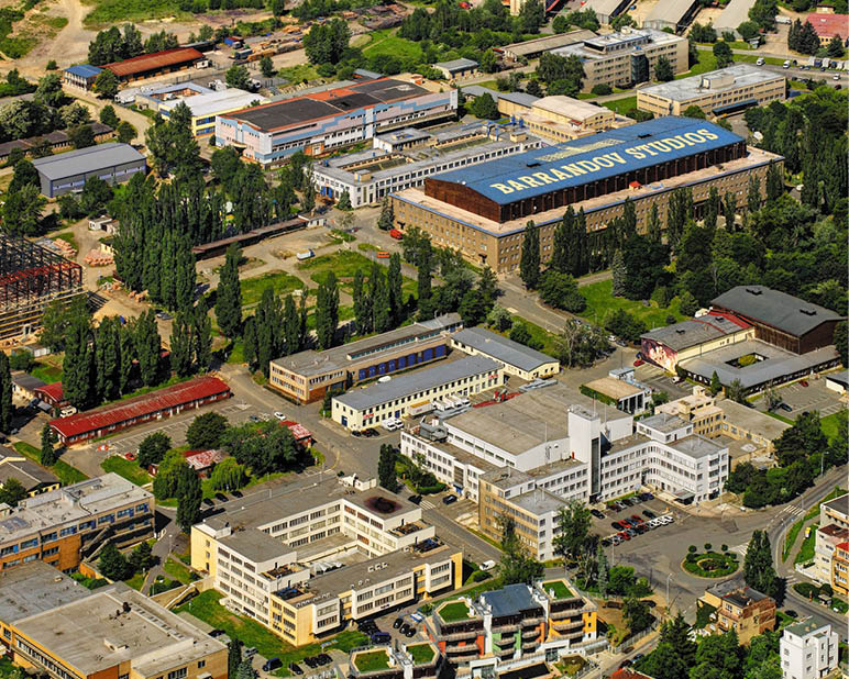 Kniha “PRAHA LETECKA - Libor Sv ek" - vyd n  1., rok 2013 Photographer: Libor Svacek; box@fotosvacek.cz; Mobile: +420 602428001; 