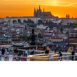 FLY VISTA Rooftop Restaurant&Bar