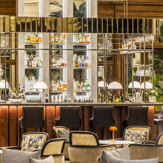 1890 Restaurant & Bar